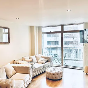 luxe-apt-in-the-heart-of.dublin-hotelsweb.com/
