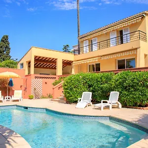 villa-cynthia-piscine-plage.fr-provencehotel.com/